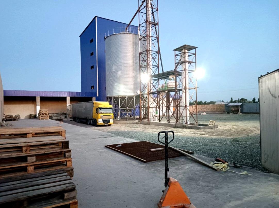 Complete pellet production line for wood processing